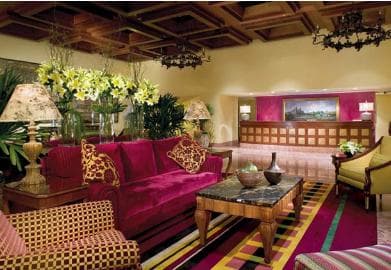 Lobby Bar