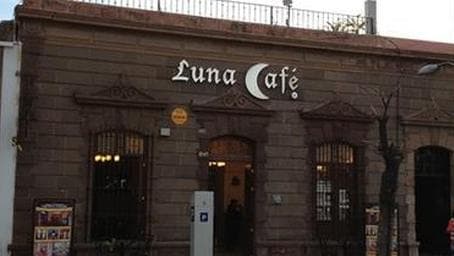 Luna Café