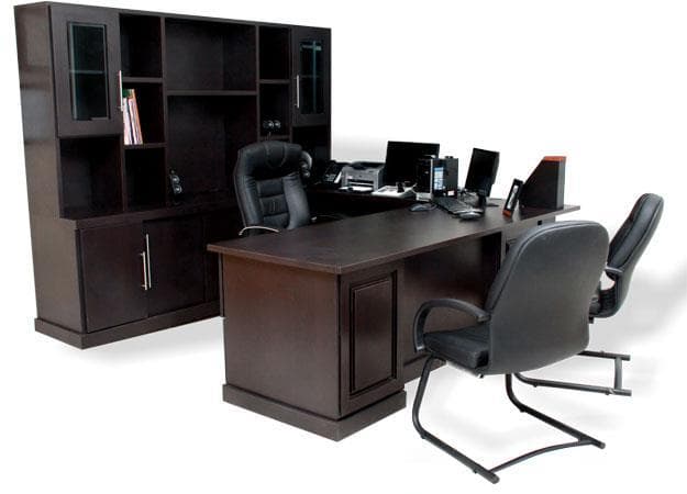 Laredo Muebles y equipo