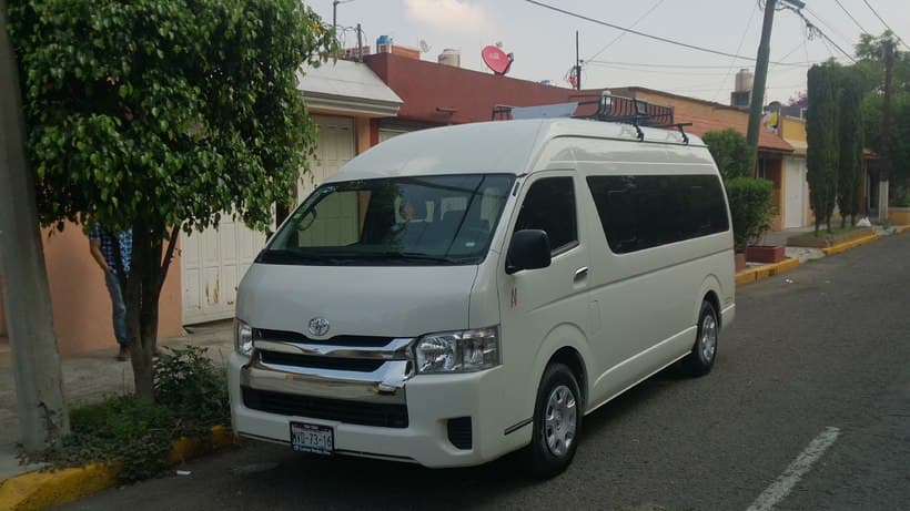 AV GROUP TRAVEL
